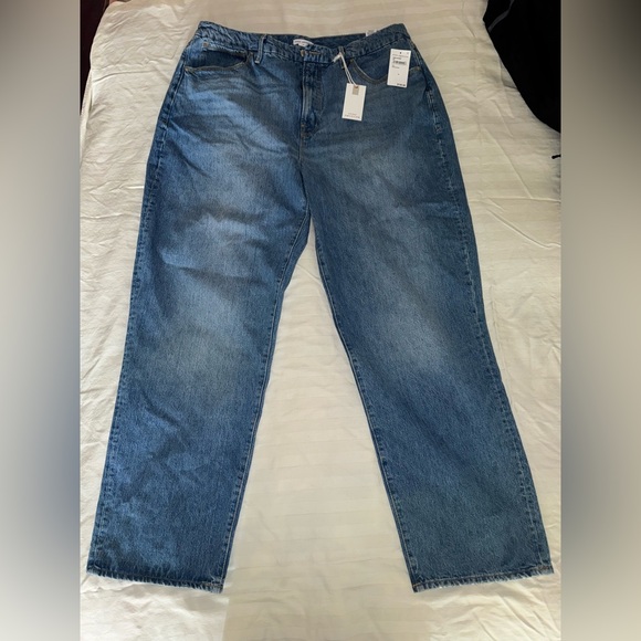 NWT Good American Plus Size 15/16 Jeans - Picture 1 of 3